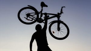 Teambuilding virtuell einführen. Dies zeigt das Titelbild vom Artikel.