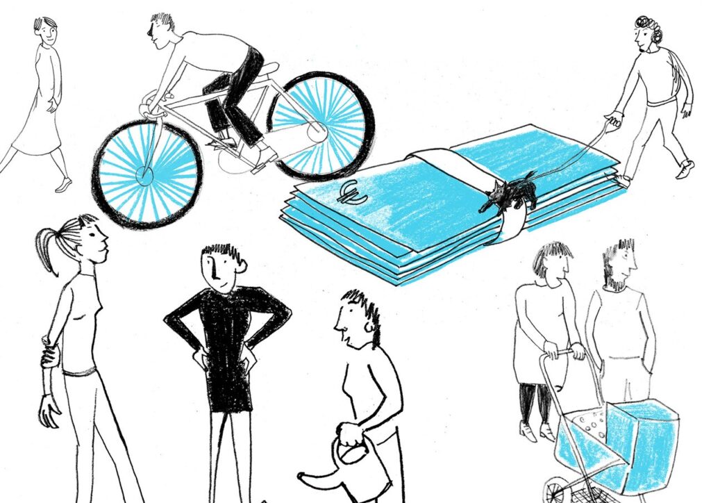 mehrere gezeichnete Alltagsszenen mit Menschen – etwa beim Radfahren, Spazierengehen oder Einkaufen – rund um ein Bündel Geldscheine